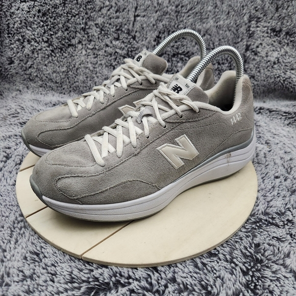New Balance 1442 Women’s Size 8 - Picture 4 of 9